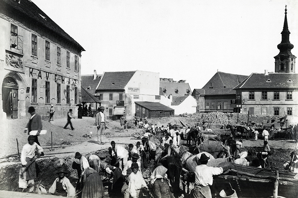 akvahazak eje 2021 fortepan szarvas tér 1900