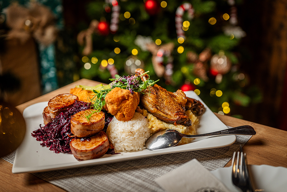 advent25 étterem taverna 01